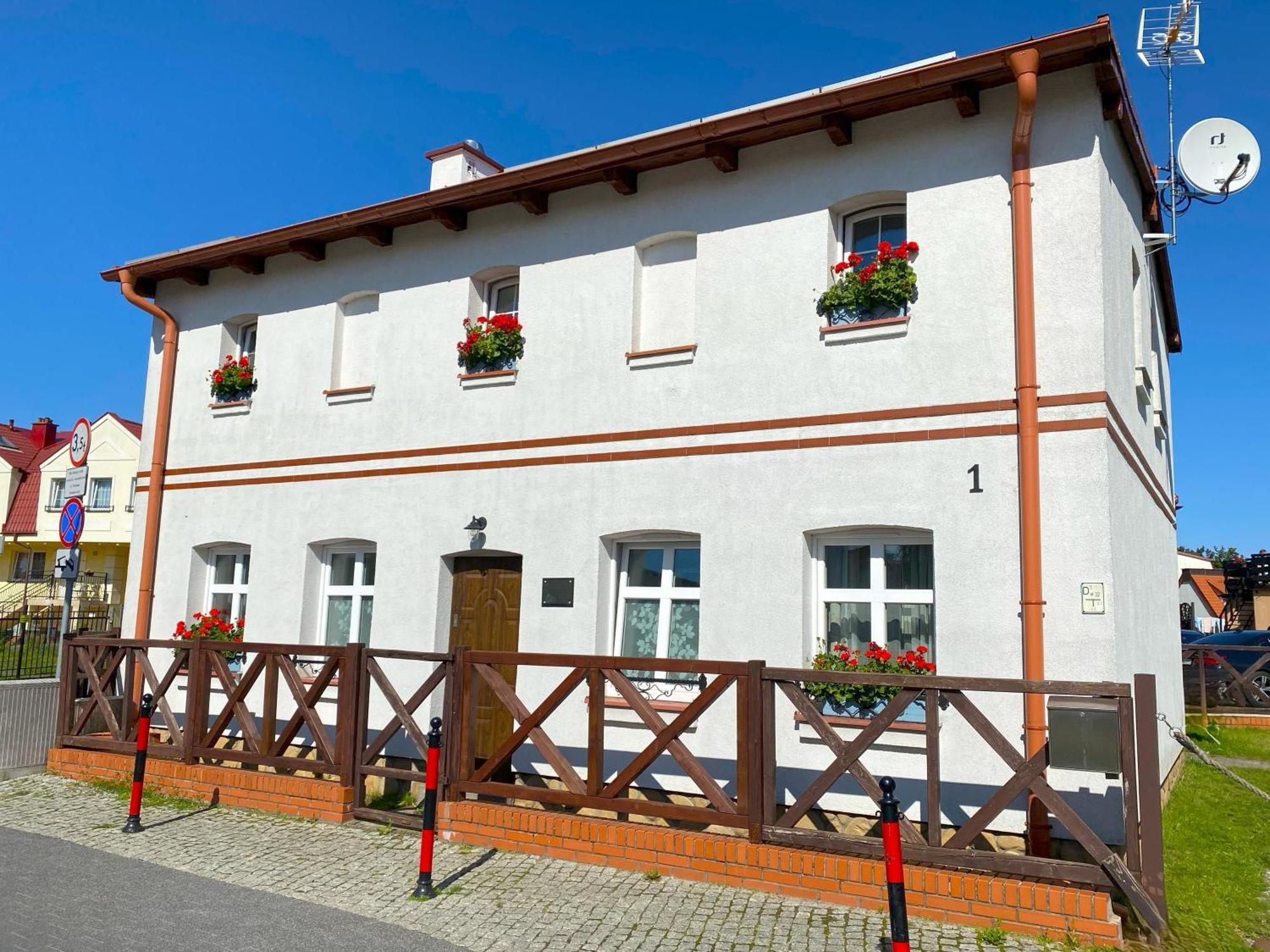 Apartament Biały Dom Ustka Zewnętrze zdjęcie